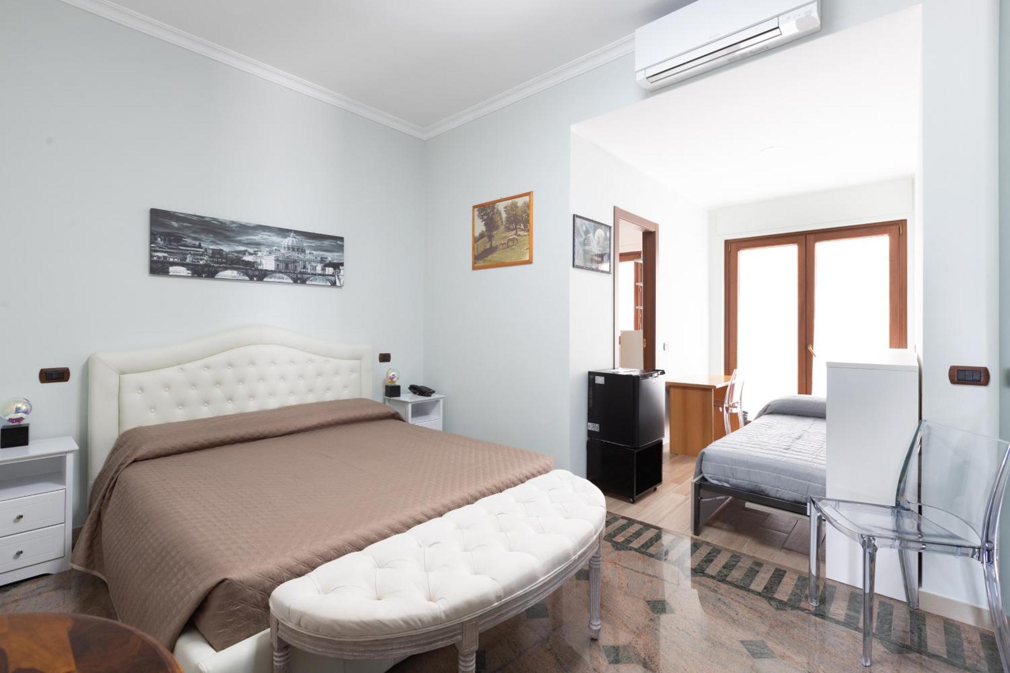Hotel Castelbarco House B à Rome Extérieur photo